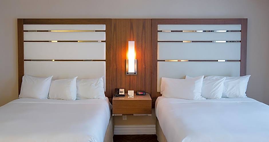 Le Cantlie Suites Hotel