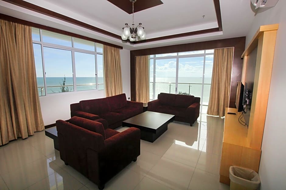 Imperial Suites Miri @ Diamond Tower Bay Resort Condominium
