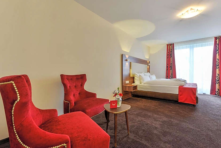 Photo 1 of 6 of Junior Suite