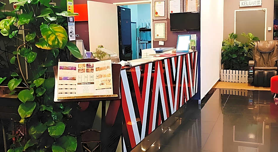 BIZ HOTEL