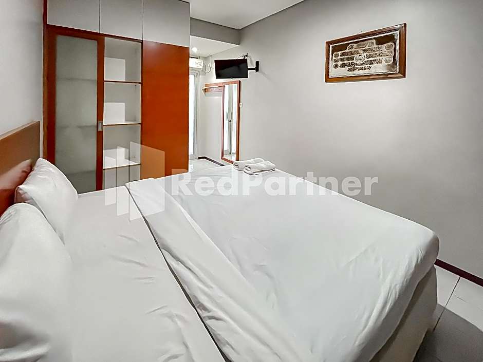 Sang Surya GuestHouse Syariah Near RS Hasan Sadikin Mitra RedDoorz