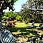 Baris Pension & Bungalows