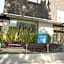 Hotel bh Parque 93