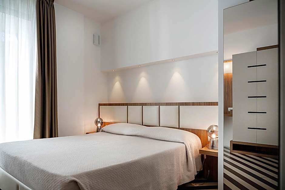 Dan Hotel
