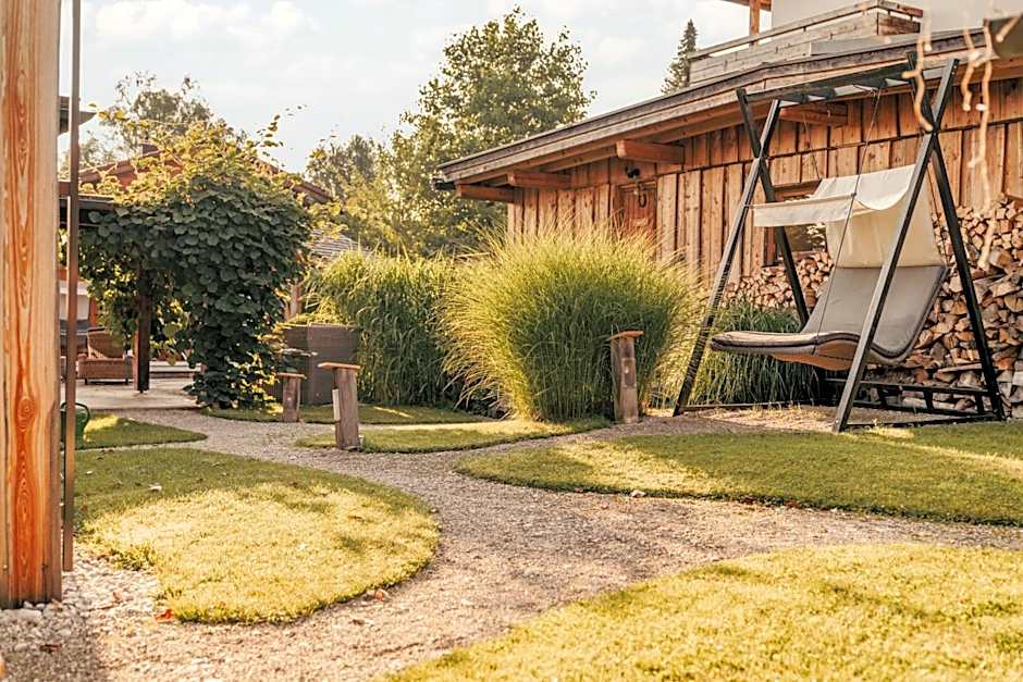 Staudacherhof in Garmisch-Partenkirchen I Blick aufs Zugspitzmassiv I einzigartige Bayurvida Küche