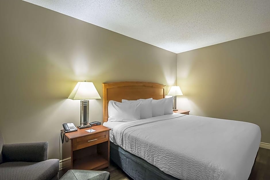 Quality Inn West Edmonton