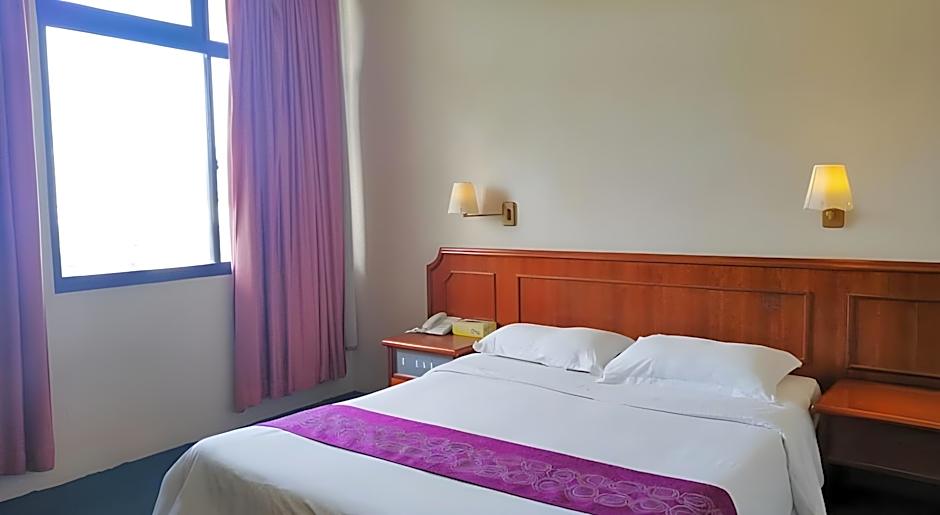 Pacific Orient Hotel