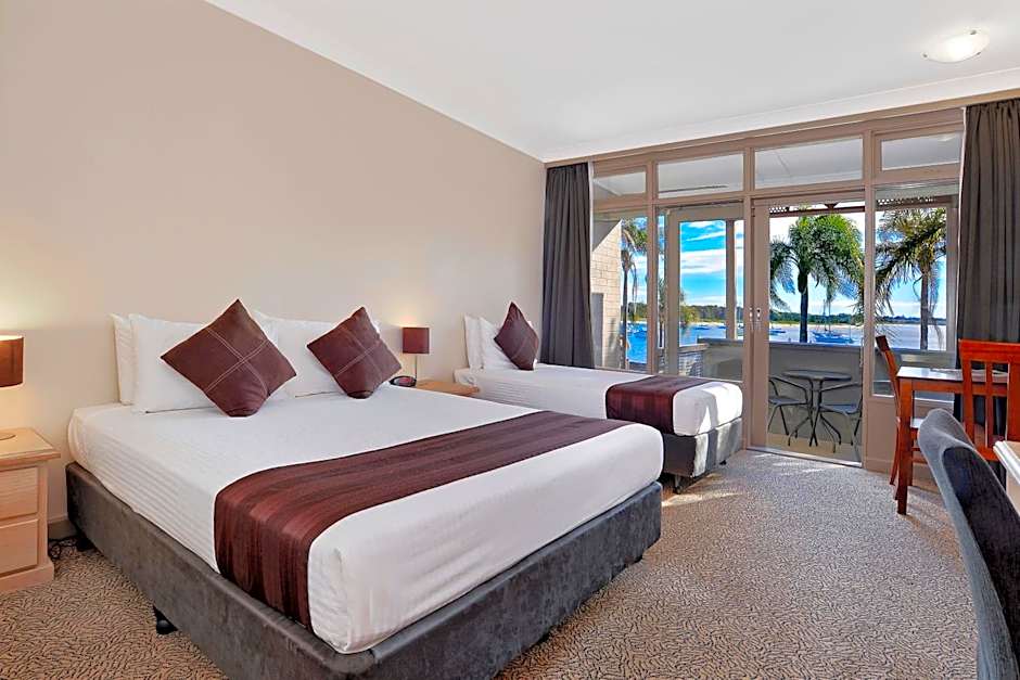 Comfort Resort Waters Edge