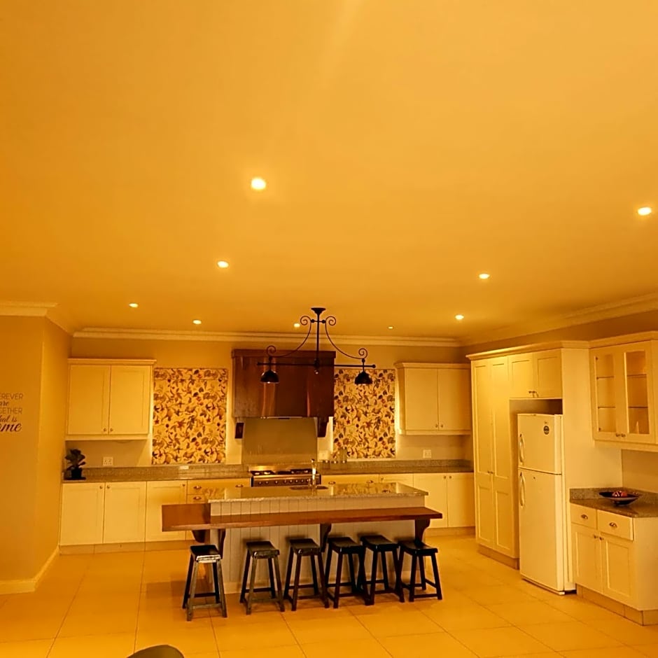 Verdant Valley Lodge