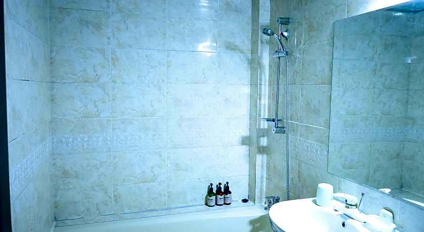 Goodstay Andong Park Hotel