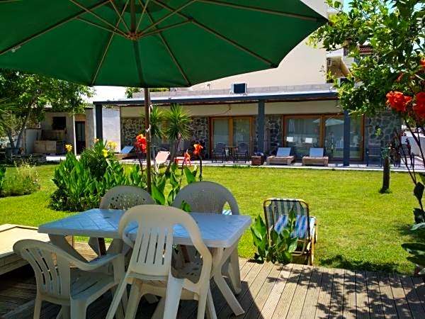 Beloni Apartments and Studios