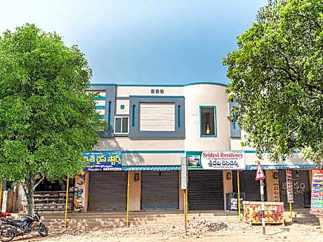 SPOT ON Sri Devi Residency