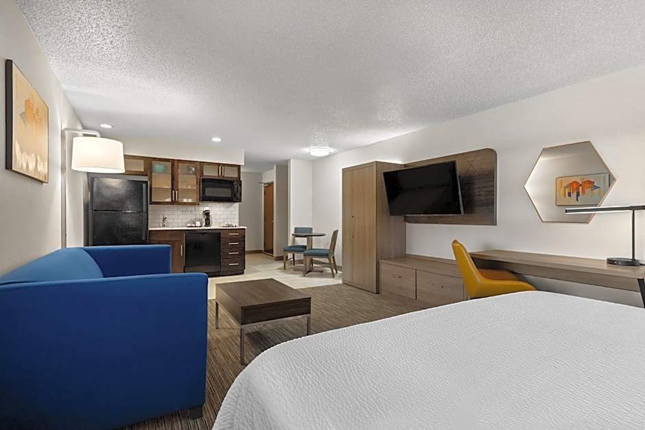 Holiday Inn Express Grove City - Premium Outlet Mall By IHG