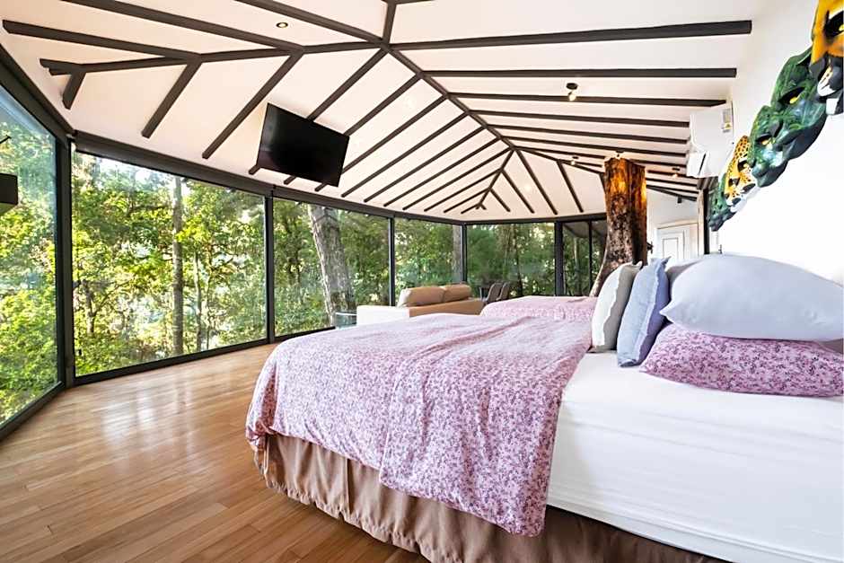 Dantica Cloud Forest Lodge