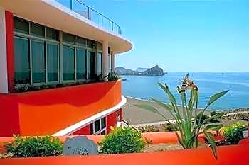 Hotel Puerto Juan Montiel & Spa & Base Náutica