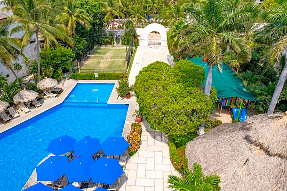 Hotel Castillo Huatulco & Beach Club