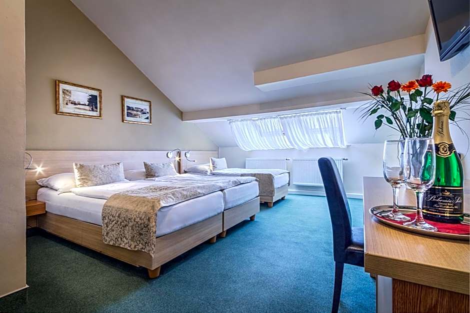 Hotel Taurus