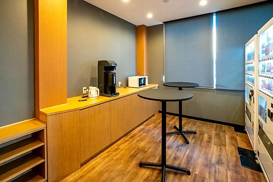 R9 Hostel Tochigi Ekimae - Male Only