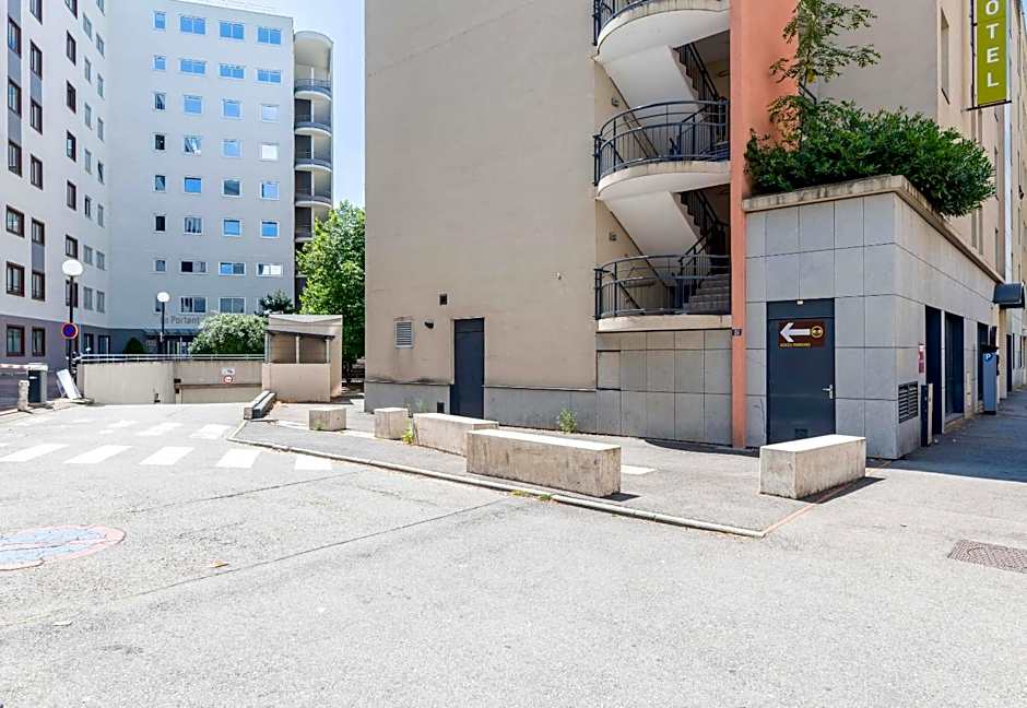 B&B HOTEL Lyon Caluire Cité Internationale
