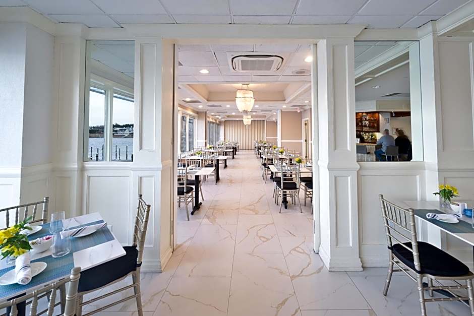 Oyster Point Hotel