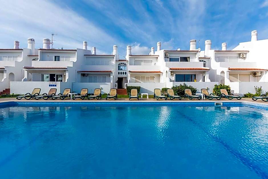 Oura Parque Apartamentos Turisticos