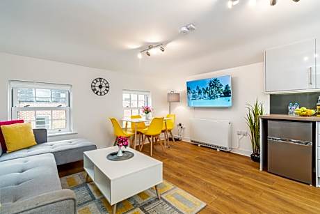 Town Center Apartment With 55'' Smart TV, Netflix