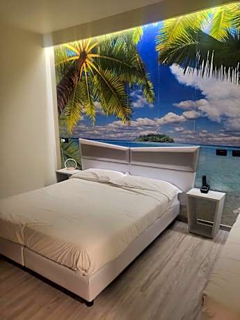 Bedroom with Bathtub