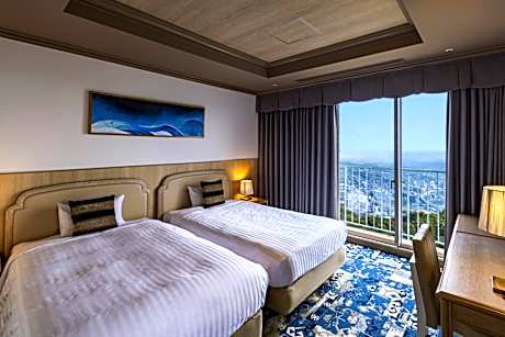 Junior Suite with Balcony