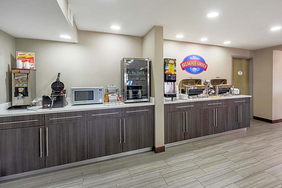 Baymont by Wyndham Clarksville