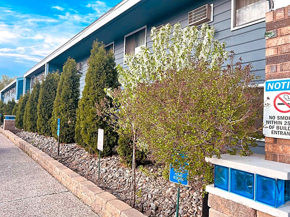 Travelodge by Wyndham Valleyfair Shakopee