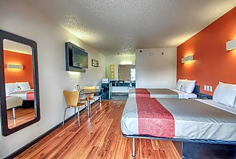 2 Full Beds | Non-Smoking