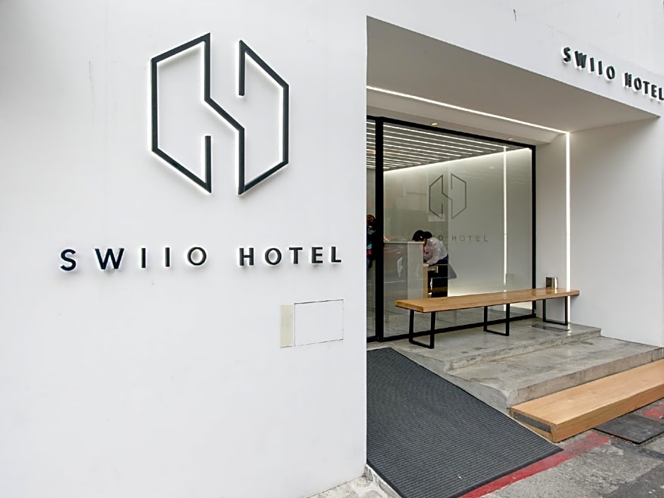 Swiio Hotel Daan
