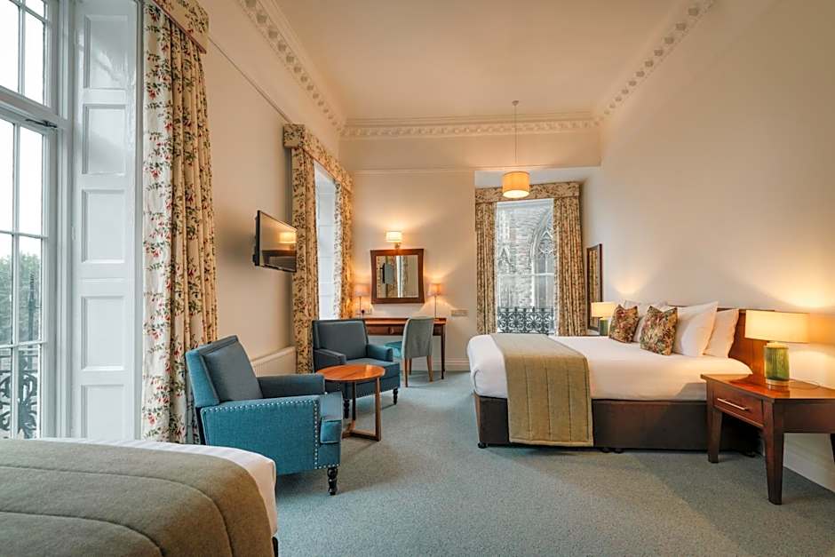 Castle Hotel