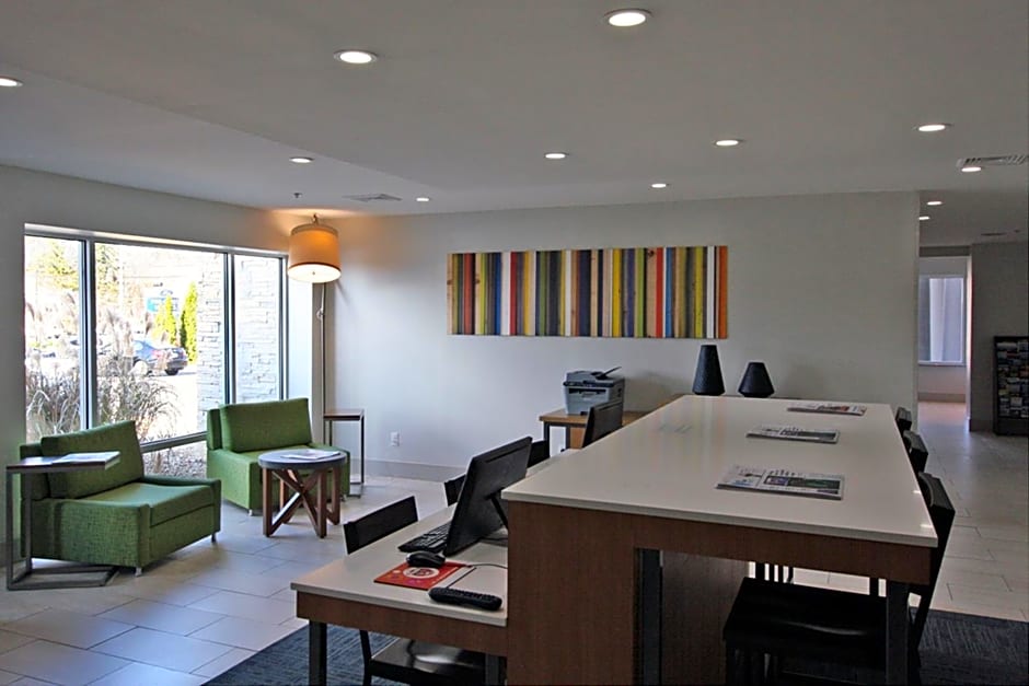 Holiday Inn Express Branford-New Haven By IHG