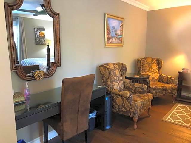 Casa Blanca Boutique Bed & Breakfast