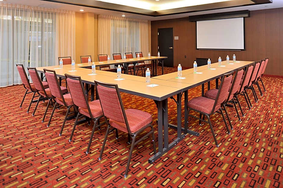 Courtyard by Marriott Decatur