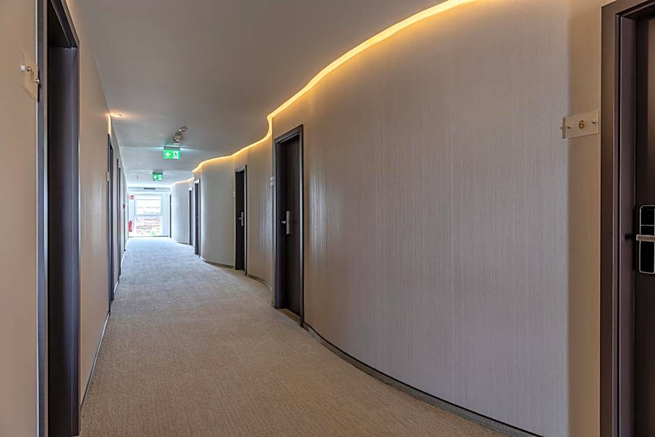 Trip Inn Conference Hotel & Suites