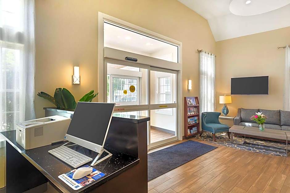 Best Western Plus Cold Spring