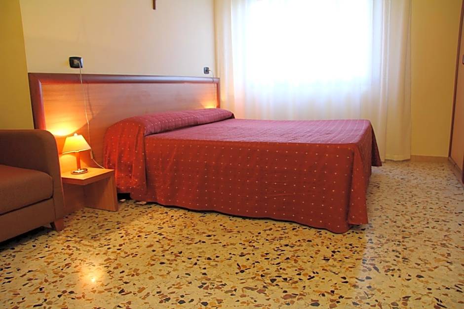 Hotel La Casa Del Pellegrino