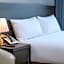 Sokcho Chonpines Beach Hotel