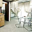Alessia's Flat - Mac Mahon