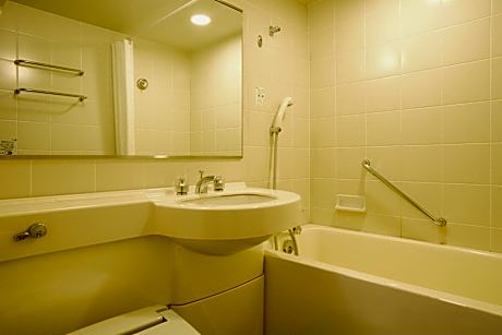 Standard Triple Room - Non-Smoking