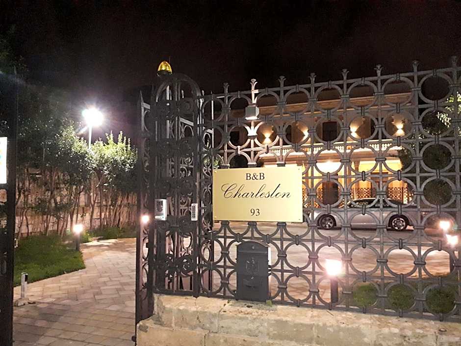 Dimora Charleston Lecce parcheggio privato in loco gratis