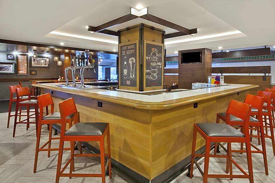 Holiday Inn Columbus Downtown - Capitol Square By IHG
