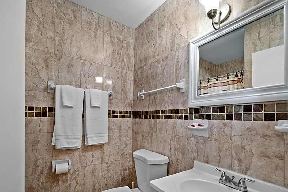 Tamiami Motel – Naples, FL