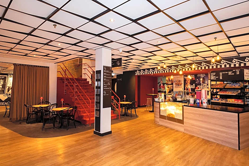 Hotel Theater Figi