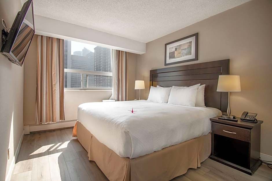 Coast Calgary Downtown Hotel & Suites by APA