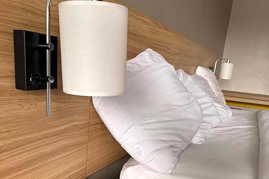 Days Inn by Wyndham Ruther Glen Kings Dominion Area