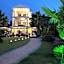 SUN RESIDENCE Exclusive Seaside Suites