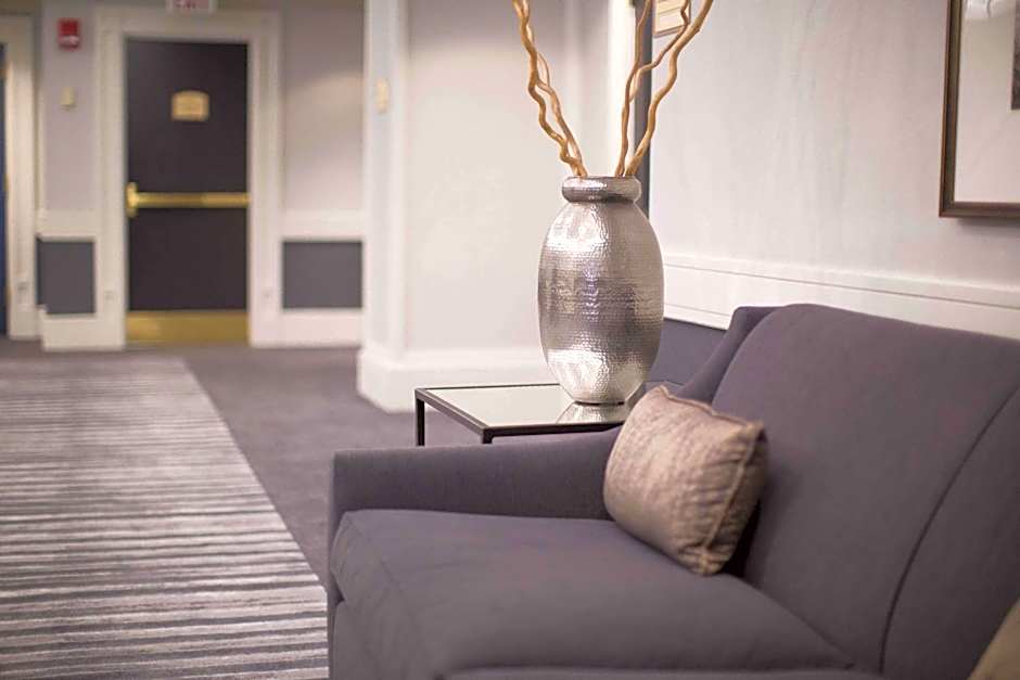 Hilton Newark Airport